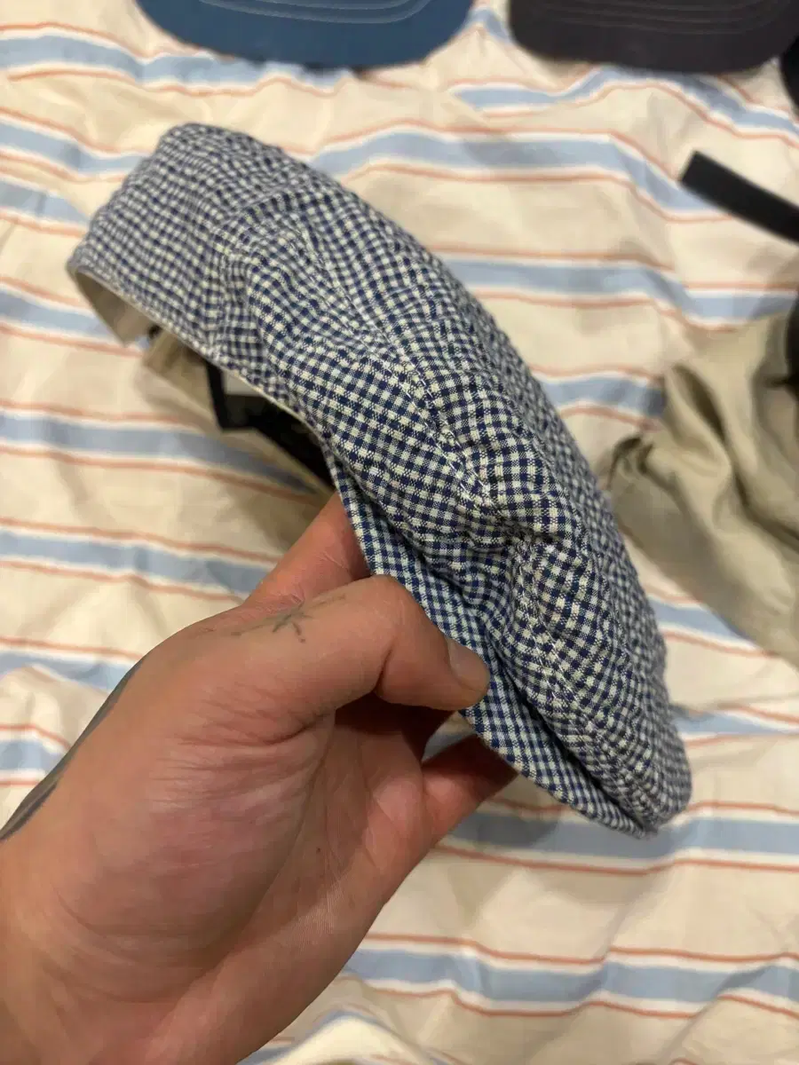 thumbnail-0